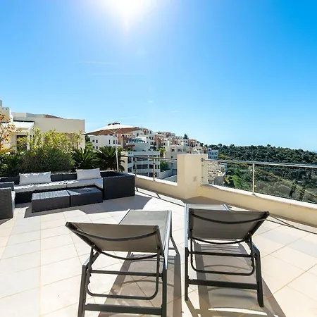 Nyaraló Luxury Penthouse *